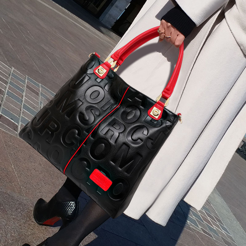 Borsa Tote in Vera Pelle di Va - Leatherwork Embossing recensione e prezzo