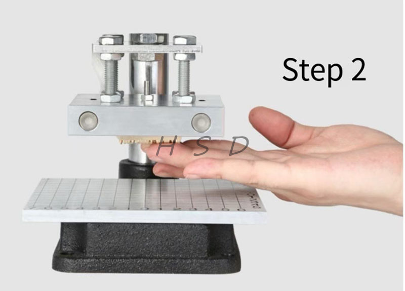 Macchina Manuale per Stampa a  - Leatherwork Hand Press recensione e prezzo